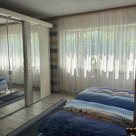 Ferienwohnung Am Wald - Naehe Funpark Zirndorf Exterior foto